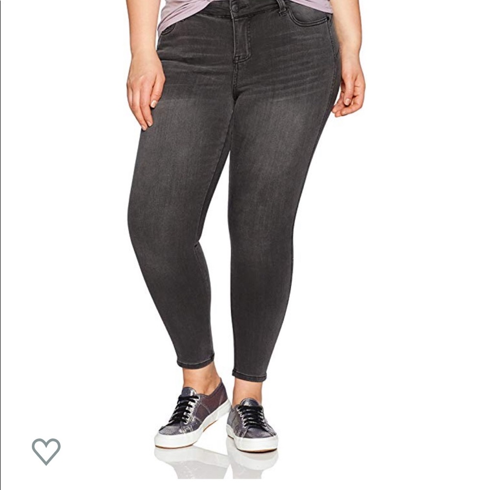 Plus Size Denim Jeggings